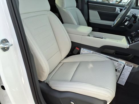 New 2026 Hyundai Santa Fe Calligraphy image 7