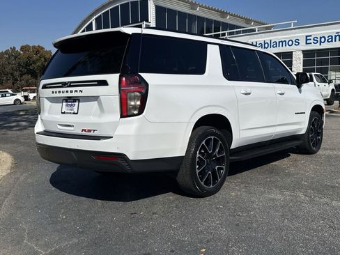 Used 2023 Chevrolet Suburban RST w/ Luxury Package image 10