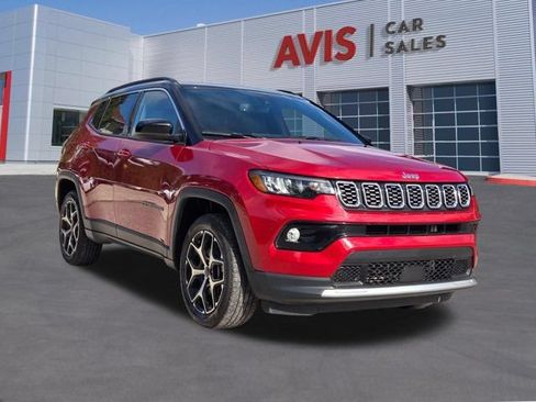 Used 2025 Jeep Compass Limited AWD/4WD image 3