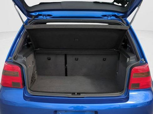 Used 2004 Volkswagen R32 image 13