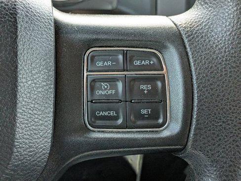 Used 2019 RAM 1500 Classic SLT RWD image 24