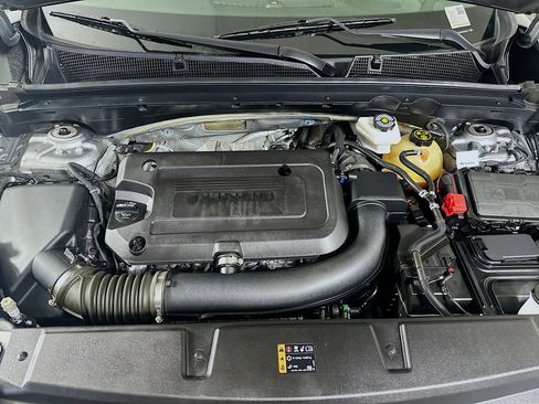 Used 2023 Buick Envision Essence w/ Sport Touring Package image 33