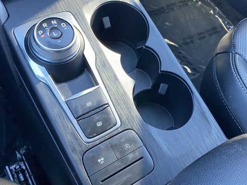 Used 2022 Ford Escape SEL image 27