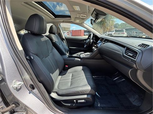 Used 2021 Honda Insight Touring image 39