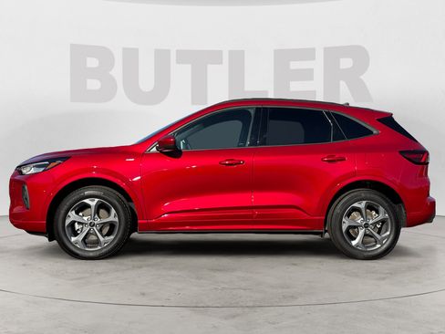 Used 2024 Ford Escape ST-Line Select w/ Tech Pack #1 image 2