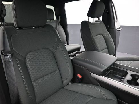 New 2026 RAM 1500 4x4 Crew Cab image 25