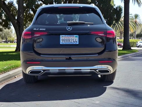Used 2025 Mercedes-Benz GLC 300 image 6
