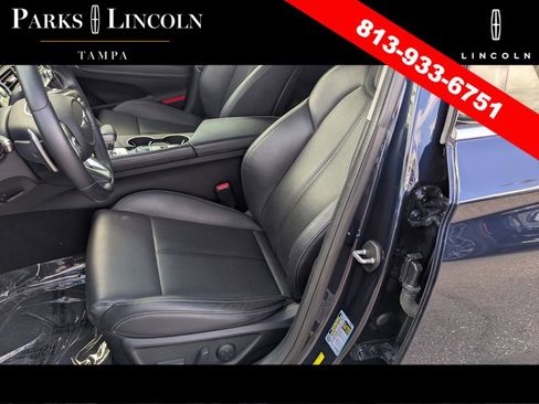 Used 2019 Genesis G70 2.0T Advanced RWD image 19