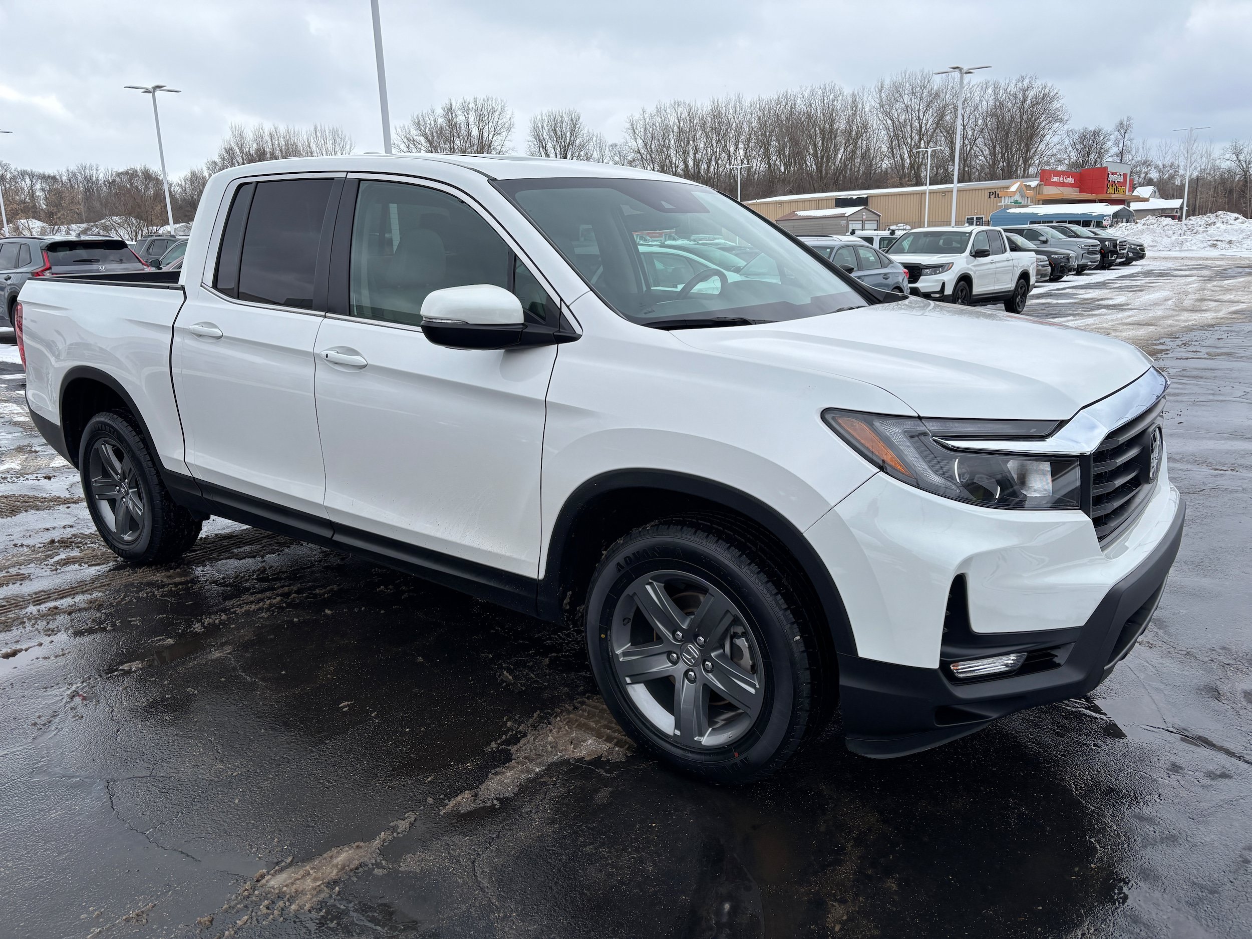 Used 2023 Honda Ridgeline RTL image 2