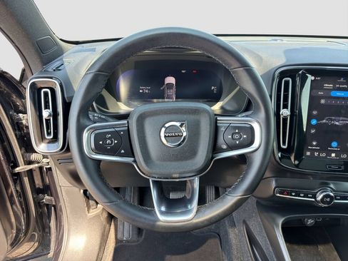 Used 2023 Volvo C40 P8 Recharge Ultimate AWD/4WD image 10