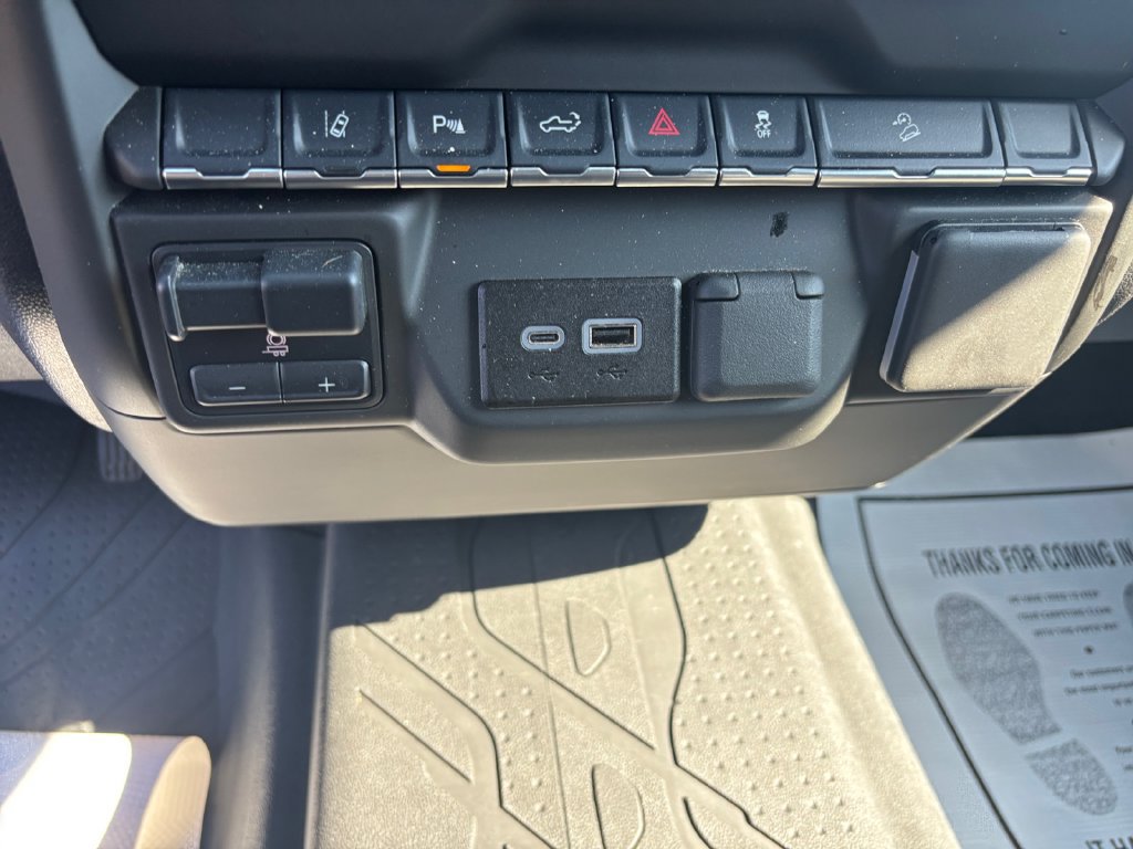 Used 2025 Chevrolet Silverado 2500 Custom w/ Custom Convenience Package AWD/4WD image 20