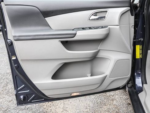 Used 2016 Honda Odyssey EX-L image 26