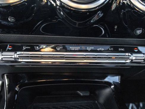 Certified 2025 Mercedes-Benz CLA 35 AMG 4MATIC image 19