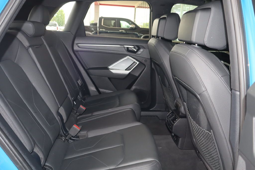 Used 2023 Audi Q3 2.0T Premium AWD/4WD image 41