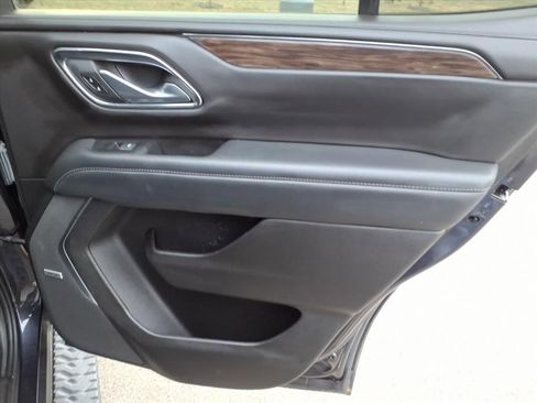 Used 2022 Chevrolet Tahoe Z71 w/ Z71 Off-Road Package image 20