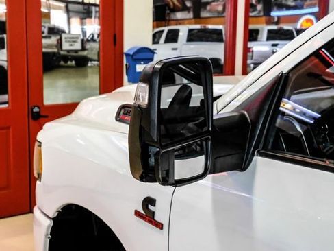 Used 2024 RAM 3500 Big Horn w/ Night Edition image 40