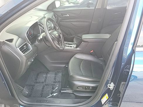 Used 2020 Chevrolet Equinox LT w/ Sport Edition FWD image 9