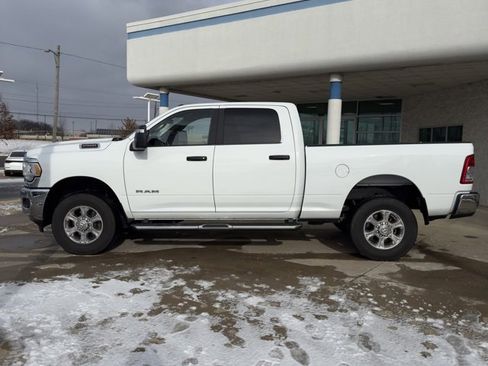 Used 2024 RAM 2500 Big Horn image 6