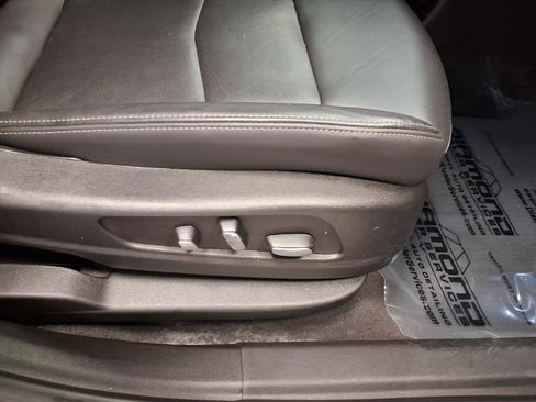 Certified 2022 Cadillac XT6 Premium Luxury w/ Technology Package image 11