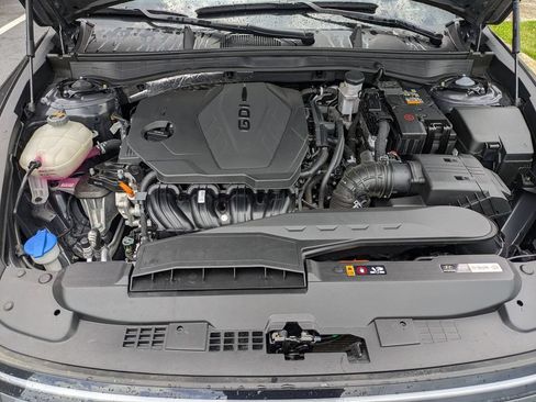 Used 2025 Hyundai Sonata SEL FWD image 34