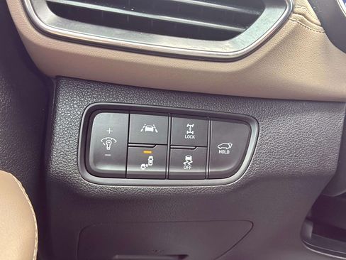Used 2020 Hyundai Santa Fe Limited AWD/4WD image 35