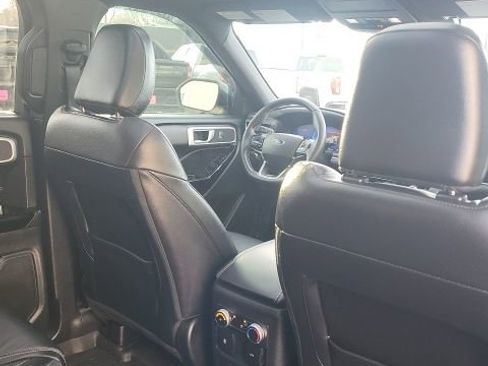Used 2022 Ford Explorer ST w/ ST Street Pack AWD/4WD image 25
