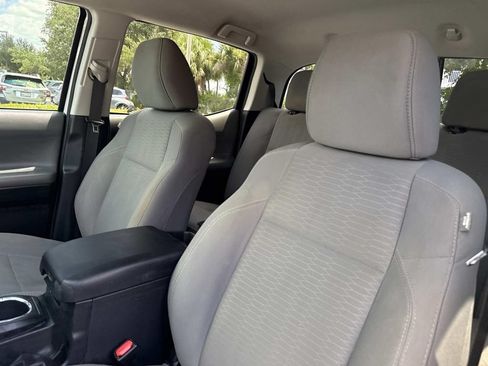 Used 2019 Toyota Tacoma SR w/ SR Convenience Package RWD image 21