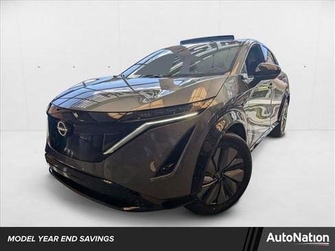 New 2025 Nissan Ariya AWD image 1