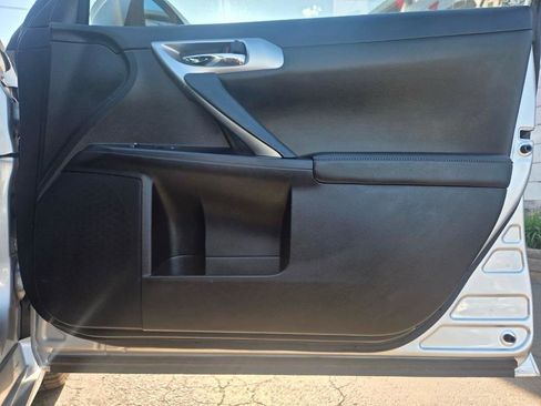 Used 2013 Lexus CT 200h w/ Premium Pkg w/Backup Camera FWD image 19