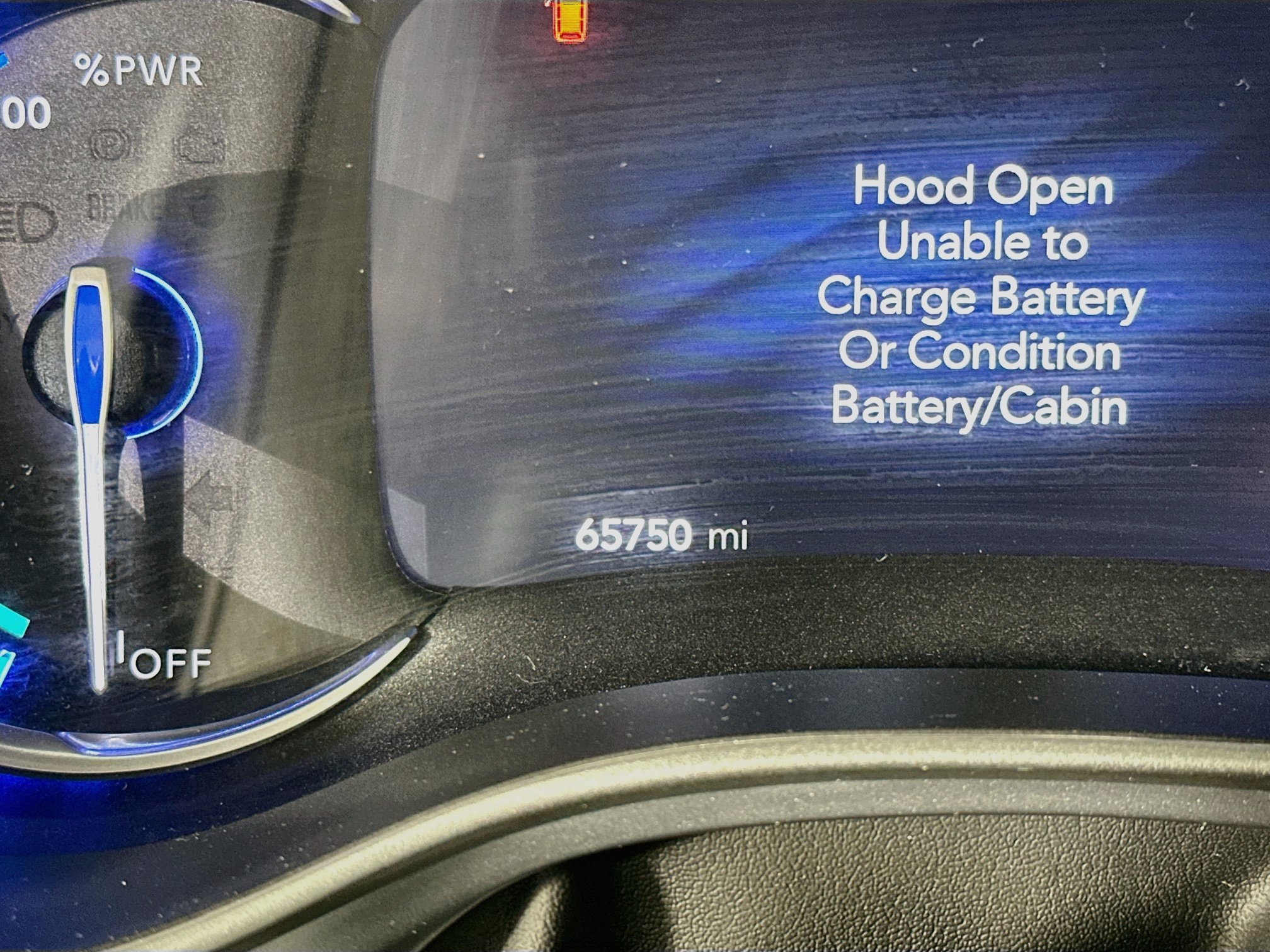 Used 2021 Chrysler Pacifica Touring-L w/ Uconnect Theater Family Group FWD image 18