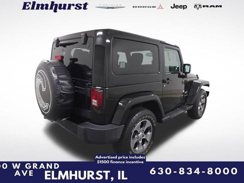 Used 2016 Jeep Wrangler Sahara image 6
