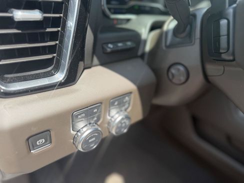 Used 2024 GMC Sierra 1500 Denali w/ Denali Reserve Package AWD/4WD image 11