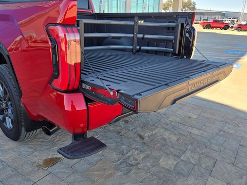 Used 2025 Toyota Tundra Platinum image 31