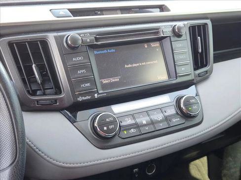 Used 2014 Toyota RAV4 XLE FWD image 11