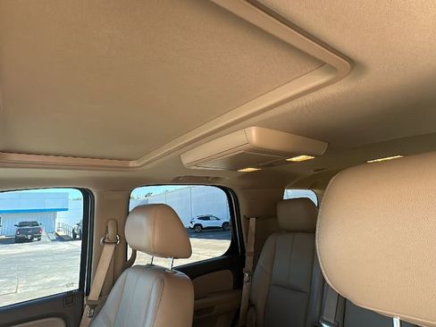 Used 2012 Chevrolet Tahoe LT w/ Luxury Package image 13