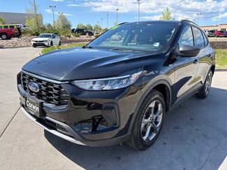 Used 2025 Ford Escape ST-Line AWD/4WD video 3