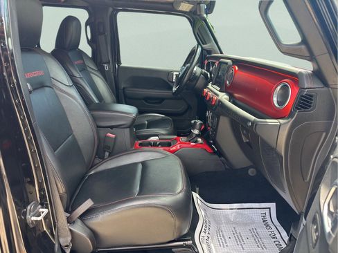 Used 2019 Jeep Wrangler Unlimited Rubicon AWD/4WD image 11