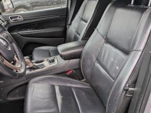 Used 2017 Jeep Grand Cherokee Limited image 7