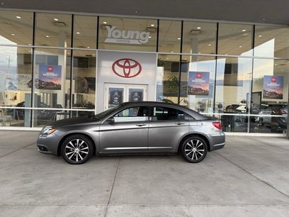 Used 2013 Chrysler 200 Limited