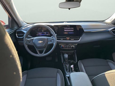 Used 2024 Chevrolet TrailBlazer LT image 19