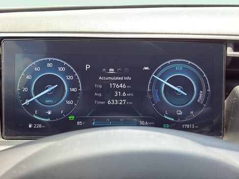 Used 2024 Hyundai Tucson Limited AWD/4WD image 26
