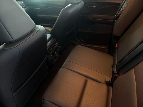 Used 2024 Honda Ridgeline Black Edition image 4