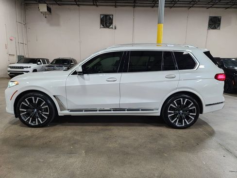 Used 2019 BMW X7 xDrive50i w/ Luxury Seating Package AWD/4WD image 7