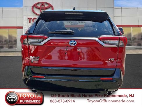 Certified 2023 Toyota RAV4 XSE w/ Weather Package AWD/4WD image 5