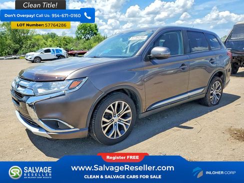 Used 2016 Mitsubishi Outlander SE AWD/4WD image 1