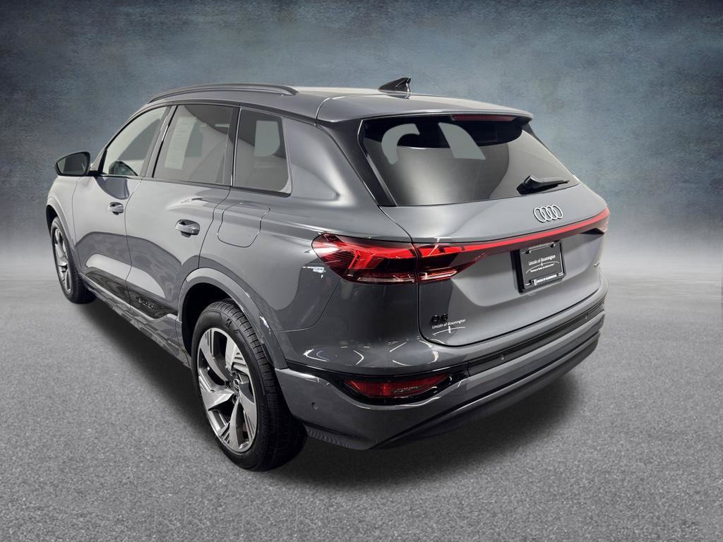 Used 2025 Audi Q6 e-tron Premium Plus w/ Premium Plus AWD/4WD image 4