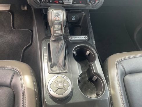 Certified 2025 Ford Bronco Outer Banks AWD/4WD image 35