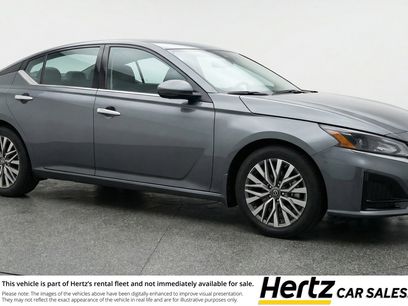Used 2025 Nissan Altima 2.5 SV