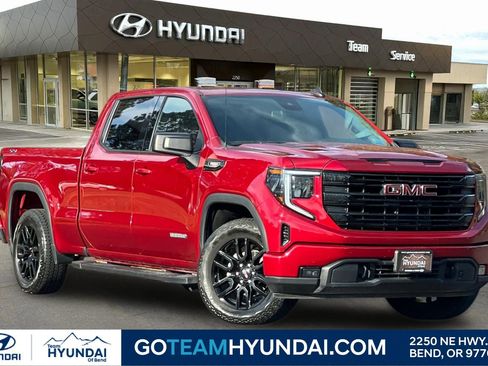 Used 2022 GMC Sierra 1500 Elevation image 1