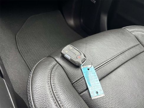 Used 2020 GMC Sierra 2500 Denali w/ Denali Ultimate Package image 32